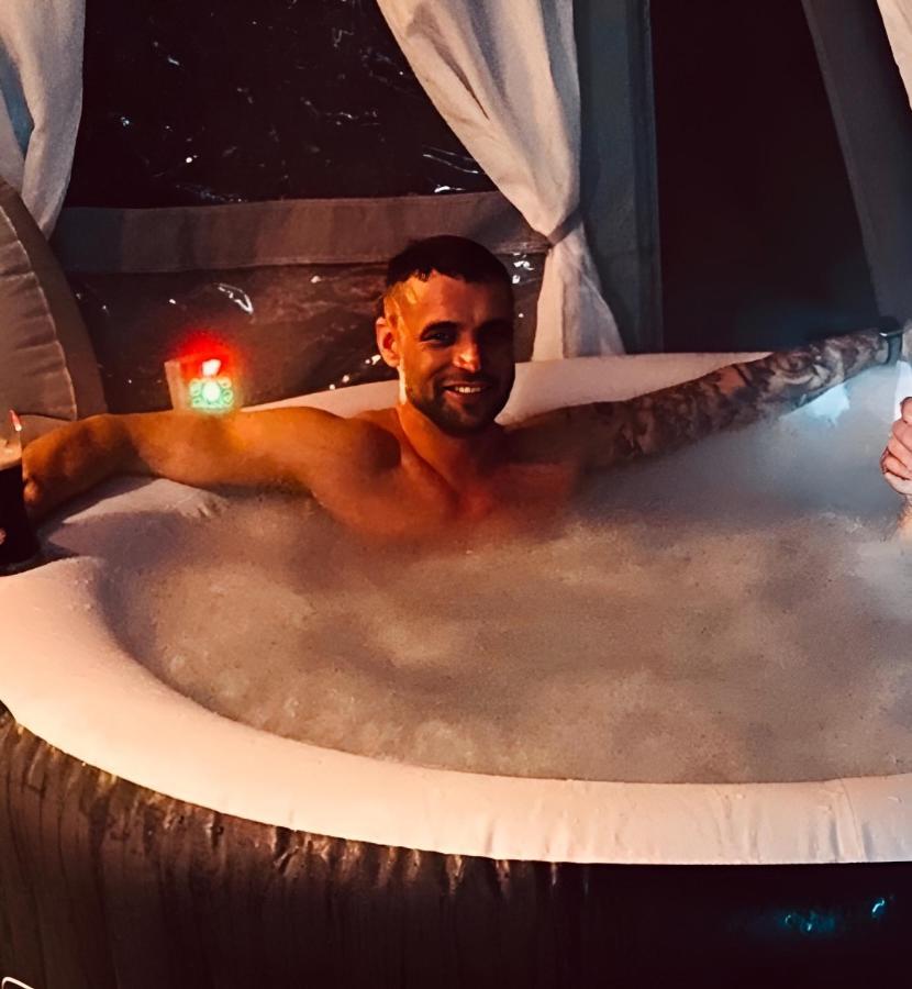 Rostrevor Valley Caravans With Private Hot Tub エクステリア 写真